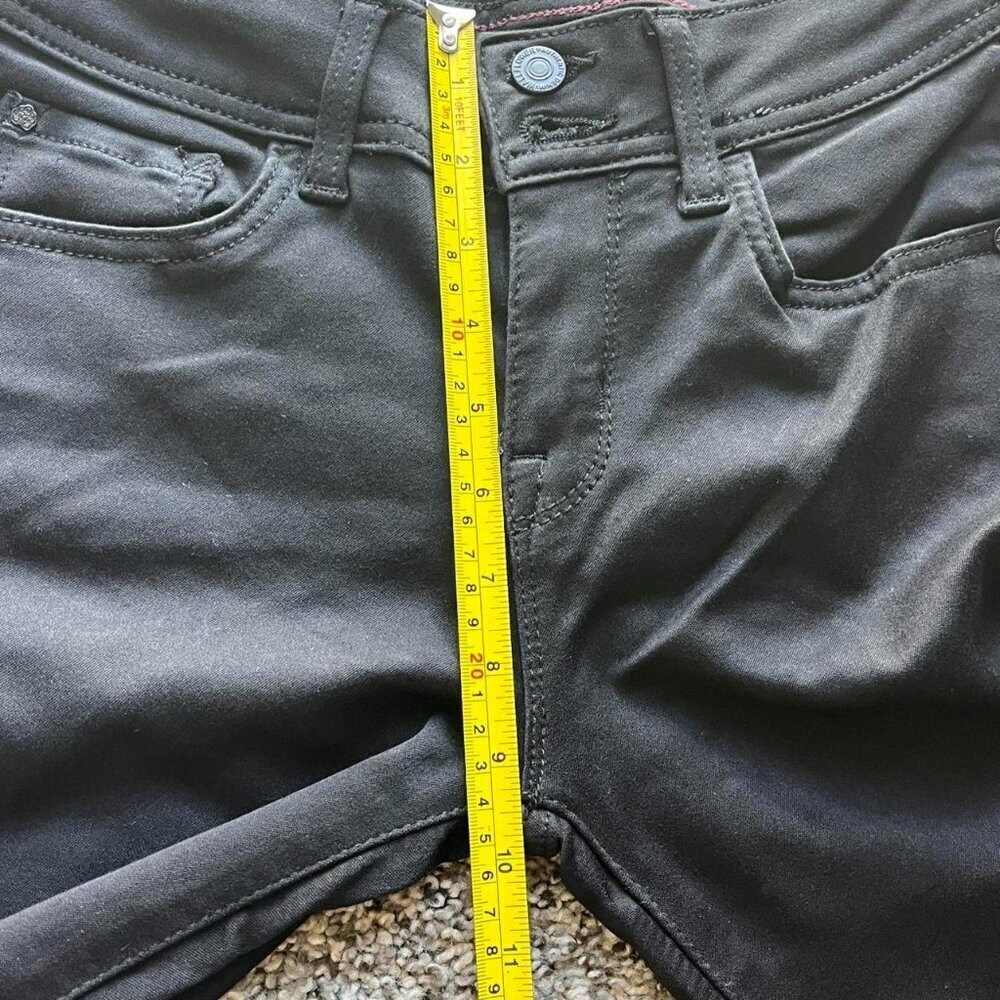 Black Wallflower Ultra Fit Mid Rise Womens 5 Long Strechy Mom Jeans - Picture 5 of 7